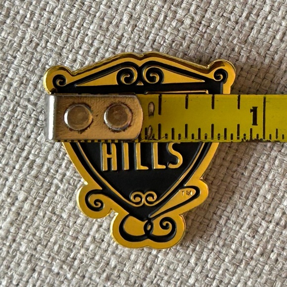 Vintage Beverly Hills California Lapel Pin 90210 Navy & Gold Enamel Souvenir - Picture 5 of 6